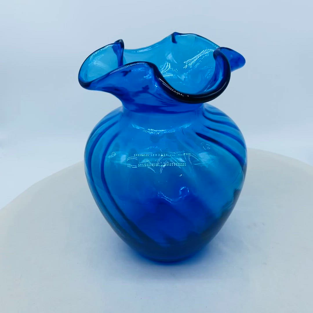 #0205 Glass Royal Blue Vase Optic Swirl Scalloped Rim 6 inch Vintage