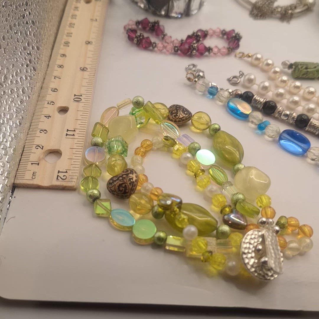 Lot of 18 used unbranded bracelets