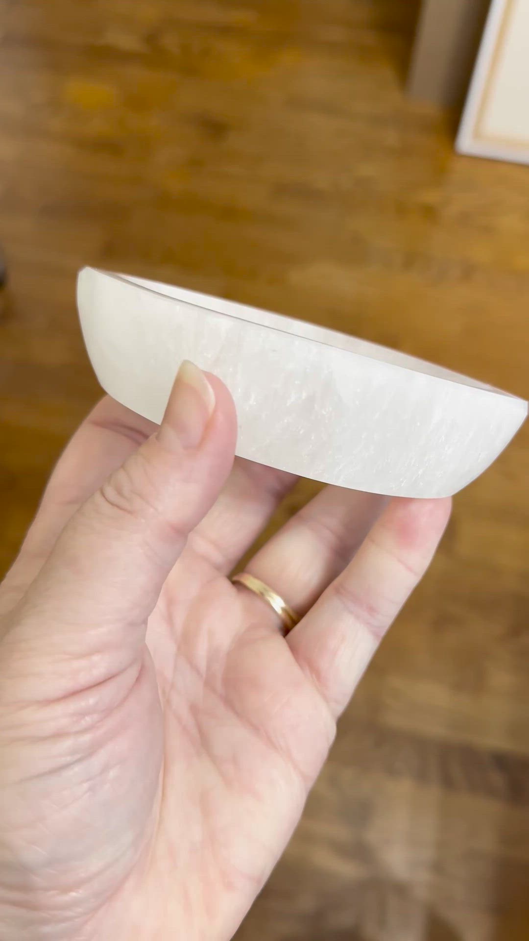 De-Stash 🪨 Selenite Eye Bowl