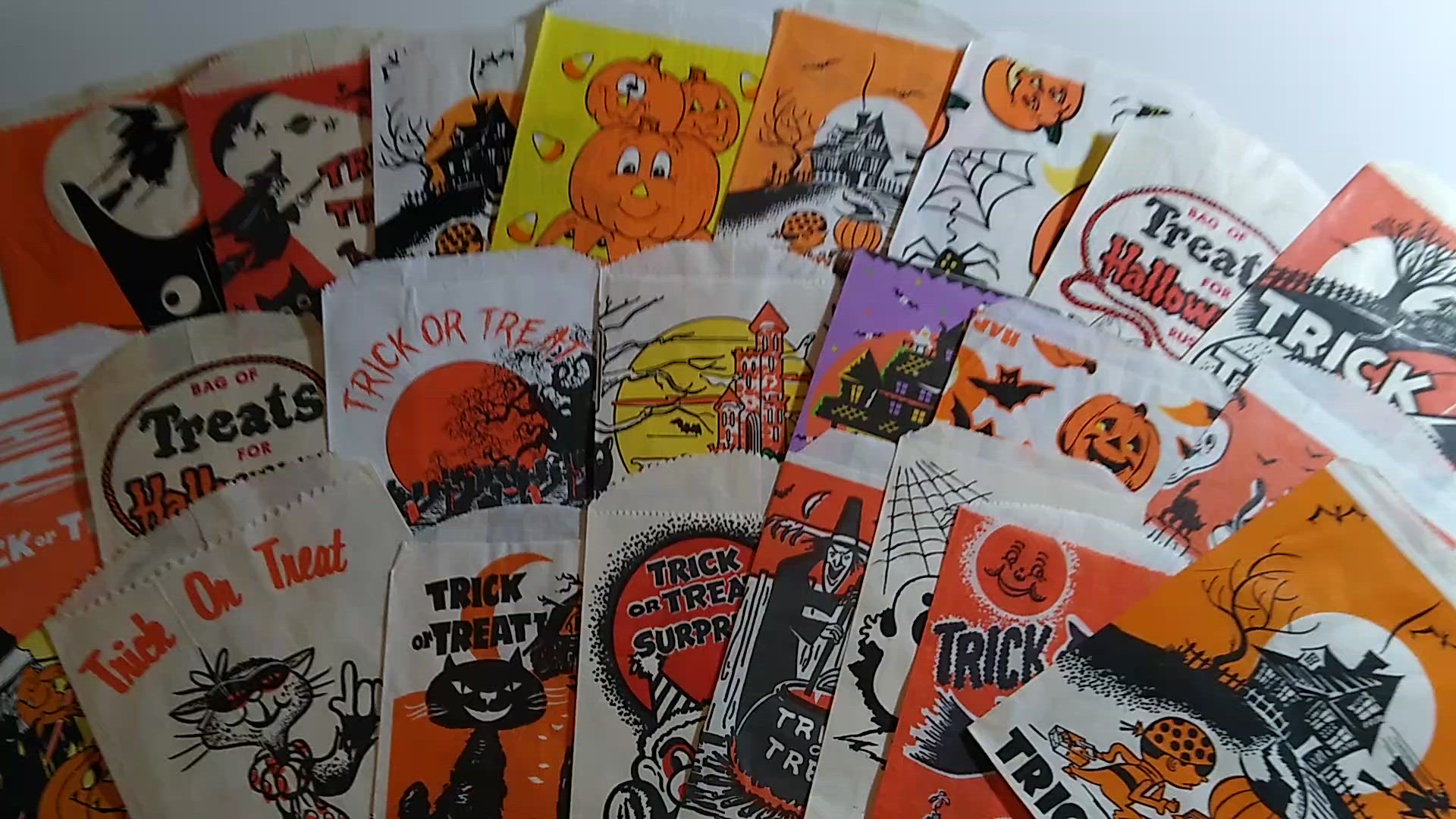 Halloween Treat Bags Lot Of 23 Different Vintage Candy Loot Bags Witches Black Cats Ghosts