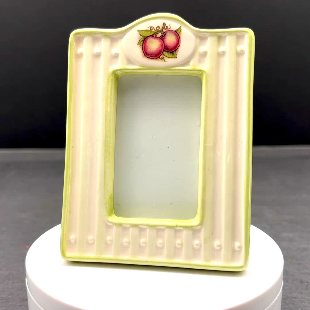 Mini Ceramic Apple Frame