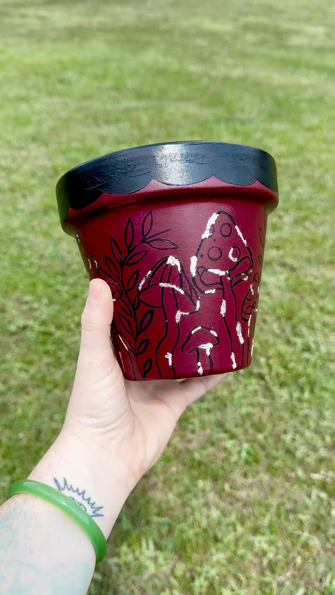 6” Hand Painted Mushy Pot W Silver