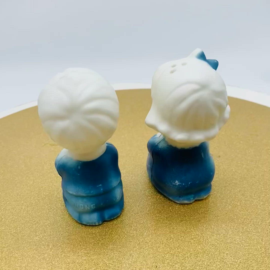 Vintage Praying Girl and Boy Blue Salt Pepper Shakers Plastic MCM Blow Mold