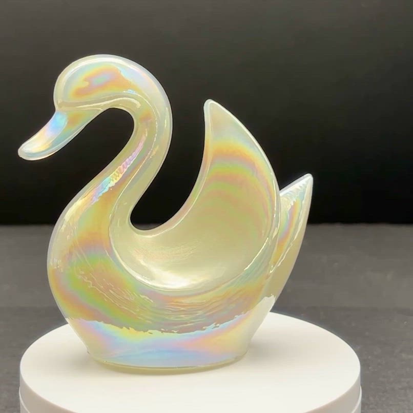 Iridescent & Opalescent Art Glass Swan