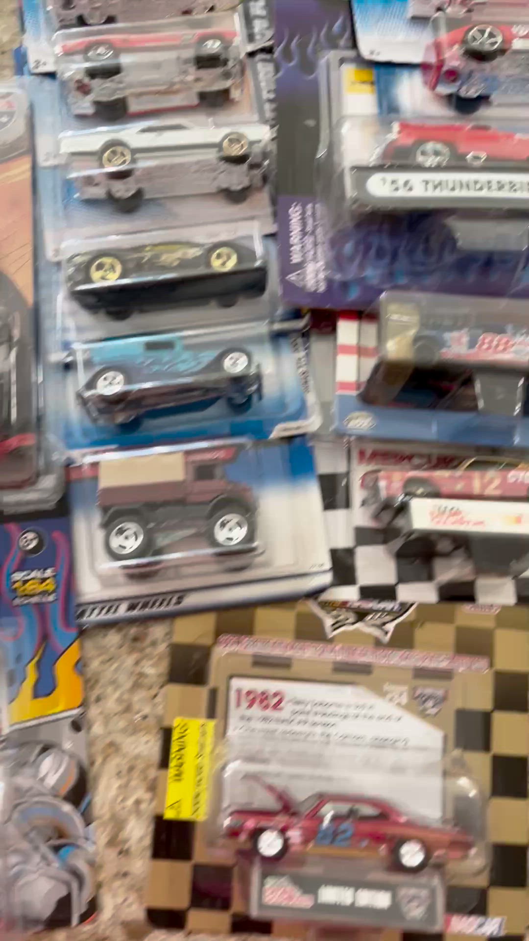 100 Hot Wheels Cars 