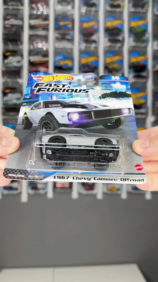 Hotwheels Premium Fast &
Furious - 1967 Chevy Camaro Off-Road #2/5