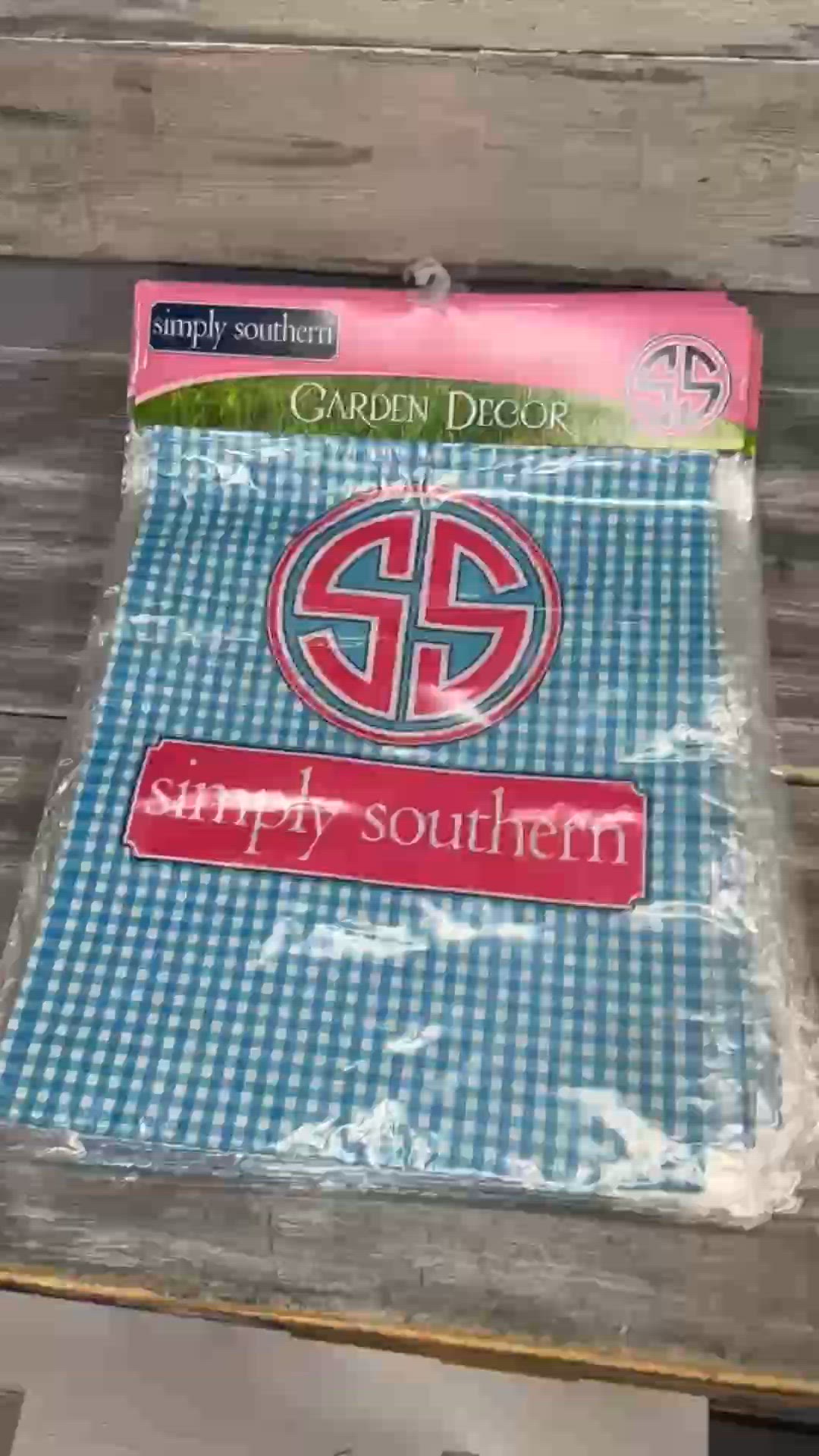 27 Simply Southern Garden Flags