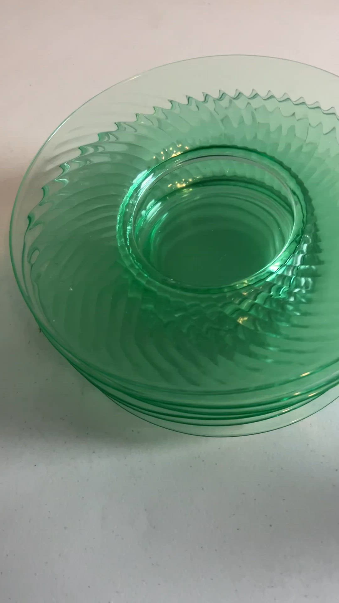 Vintage Optic Spiral Sea Green Uranium Glass Plate Dish Lot Of 6