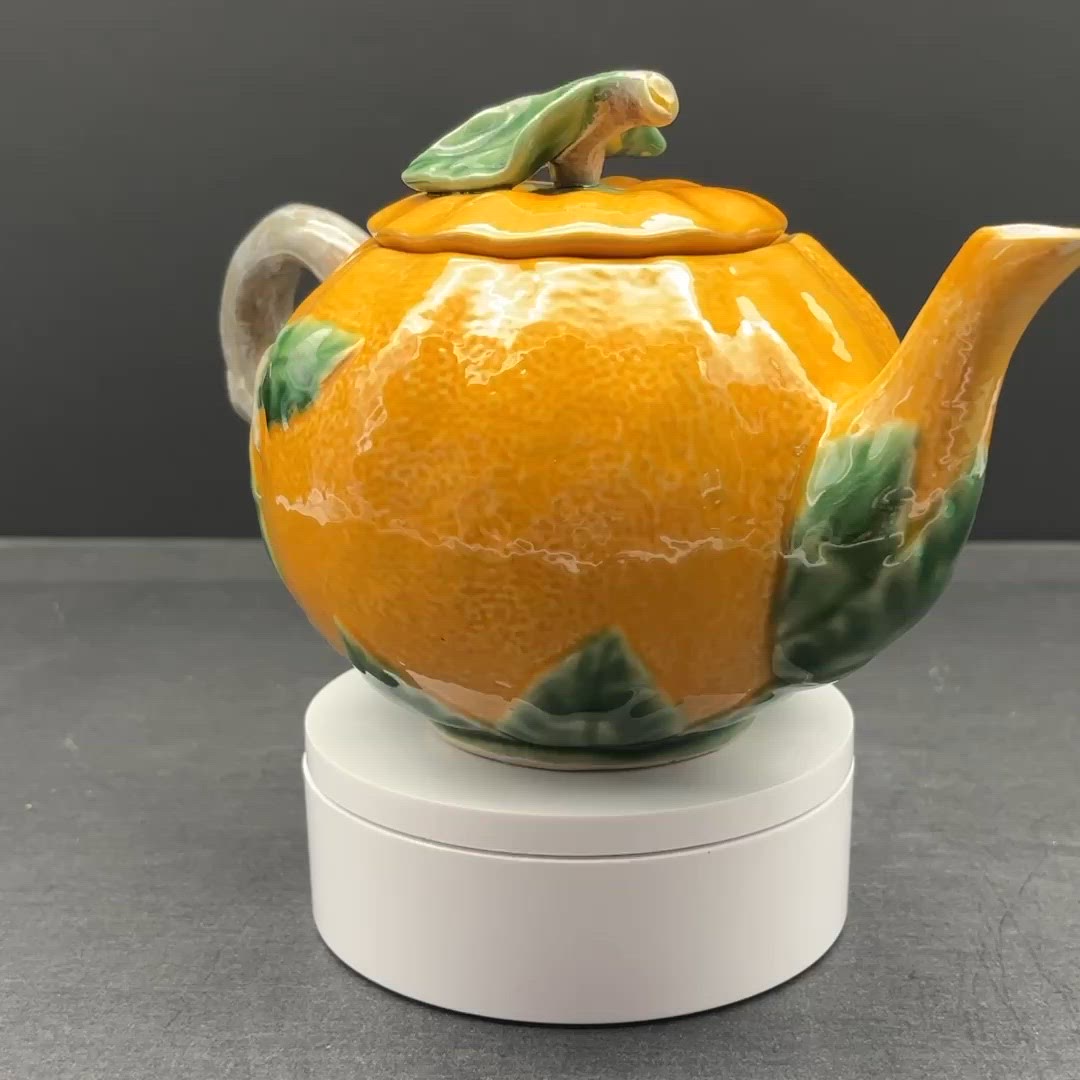 Bordallo Pinheiro Orange Majolica Teapot | *READ*